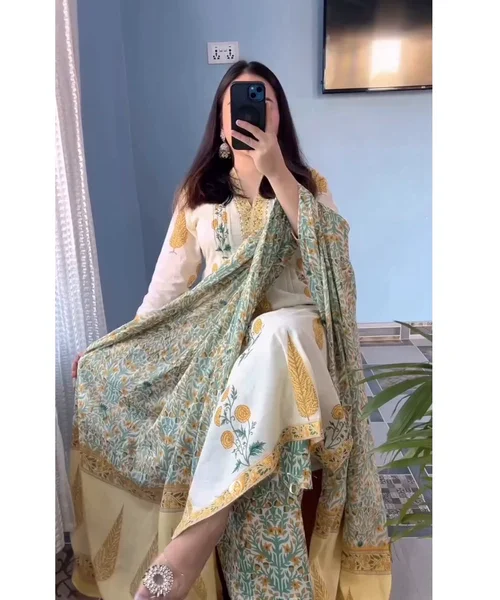 Ivory & Yellow Floral Printed Kurta Set with Matching Dupatta