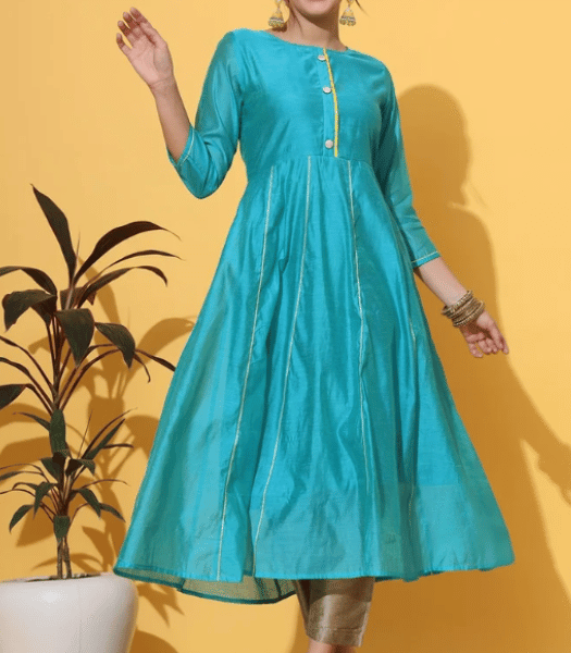 Women’s Embroidered Kurta Set