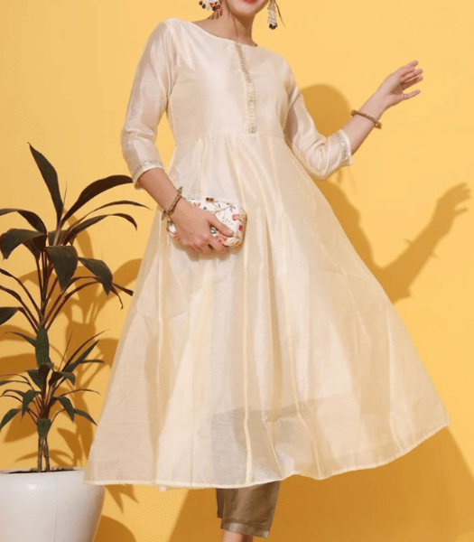 Women’s Embroidered Kurta Set